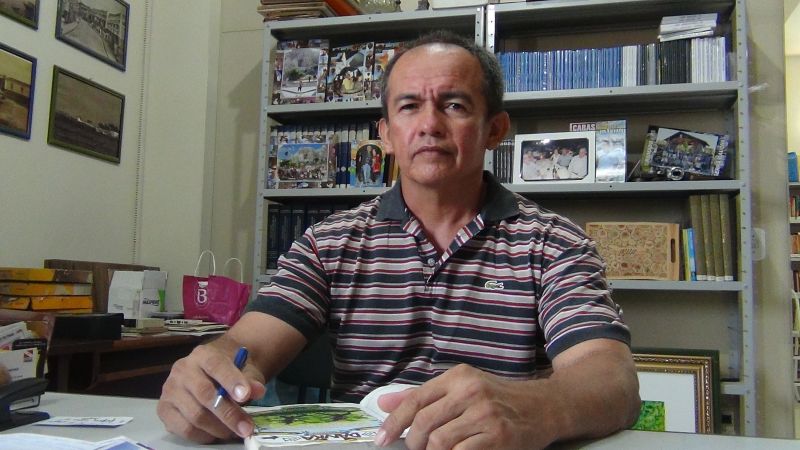 Helton Campos - Artista plástico